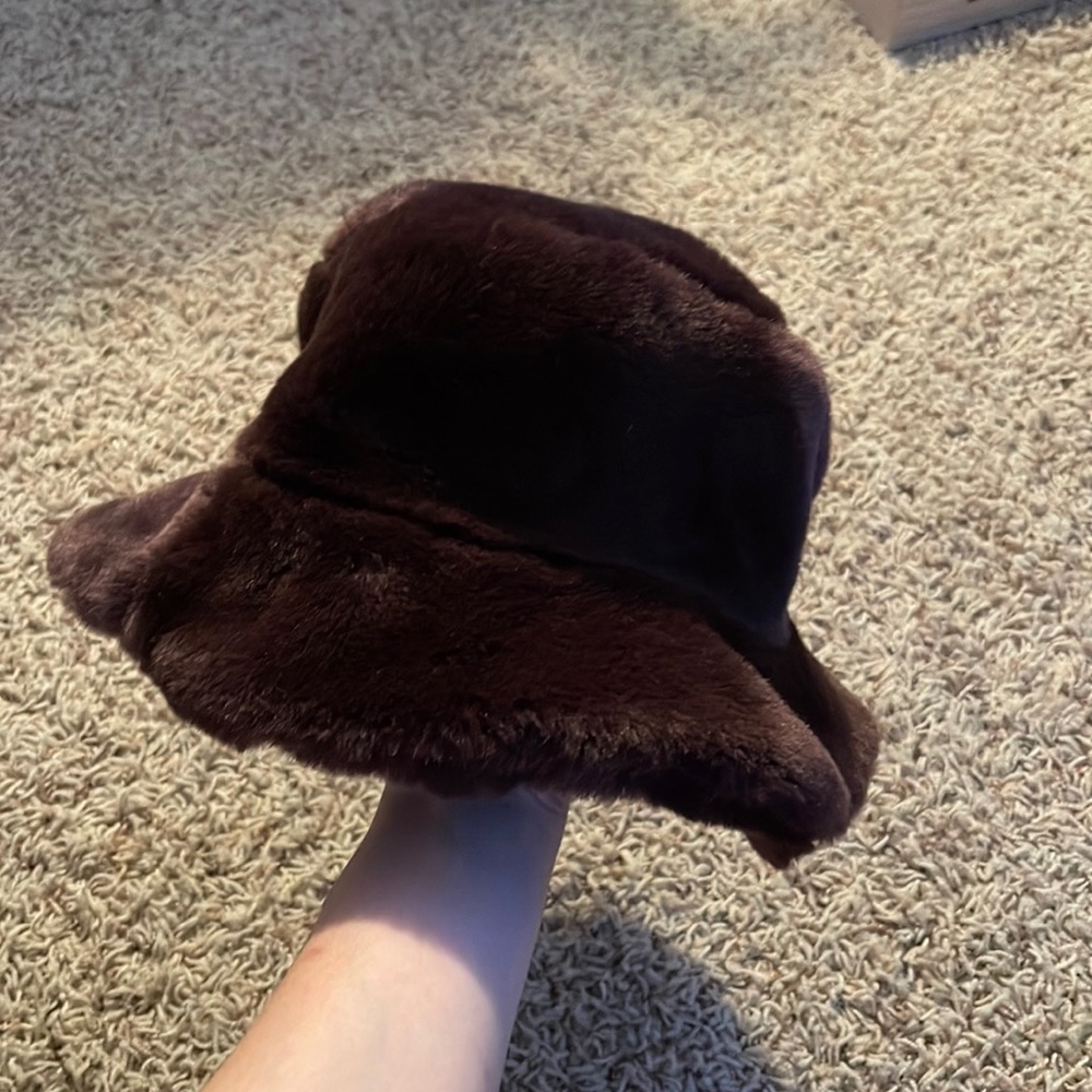 Fuzzy Bucket Hat NWOT